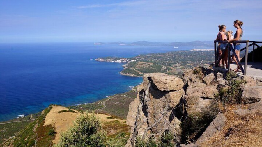 Off-Road Tour: Travel Inland