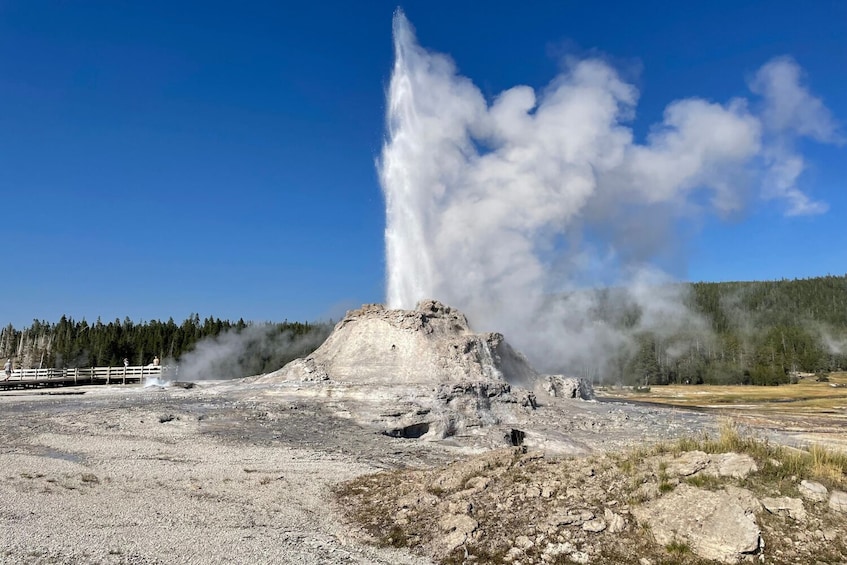 Old Faithful Self-Guided Walking Audio Tour