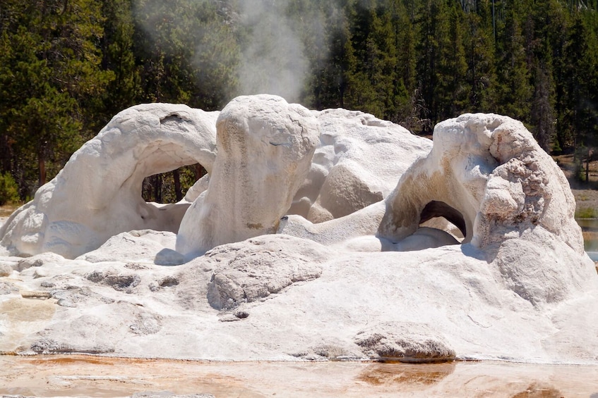 Old Faithful Self-Guided Walking Audio Tour