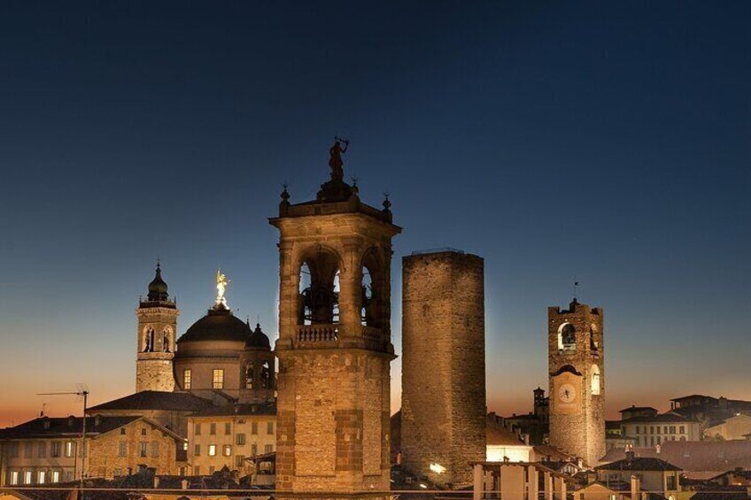 Bergamo : Private Custom Walking Tour With A Guide (Private Tour)