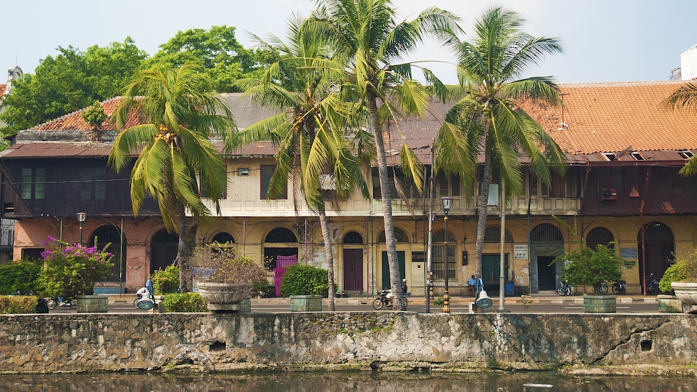 dutch colonial buildings in jakarta