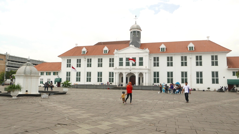 Private Half Day Excursion Old City Batavia with Lunch