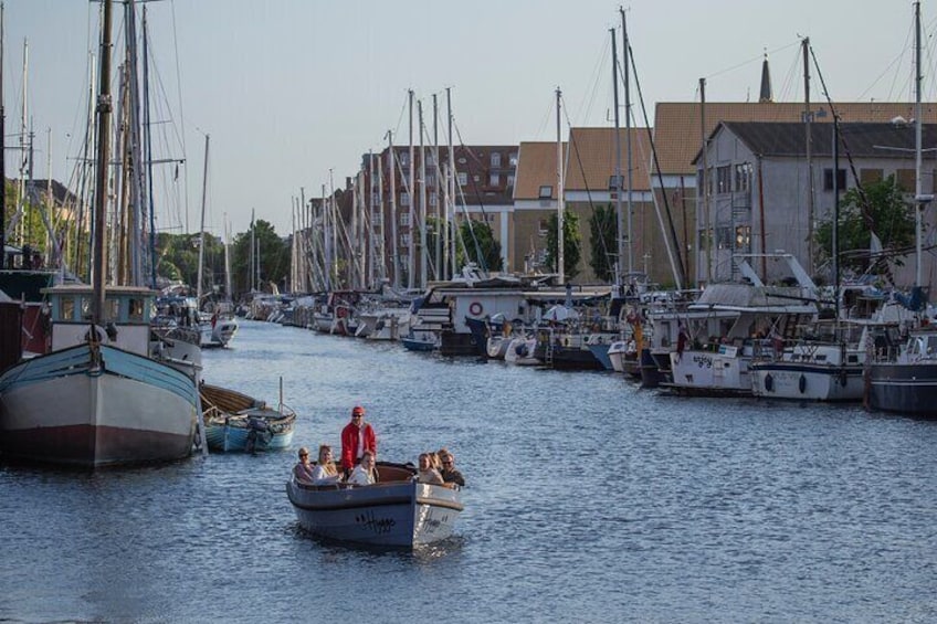 Guided Canal Tour in Copenhagen by Electric Boat