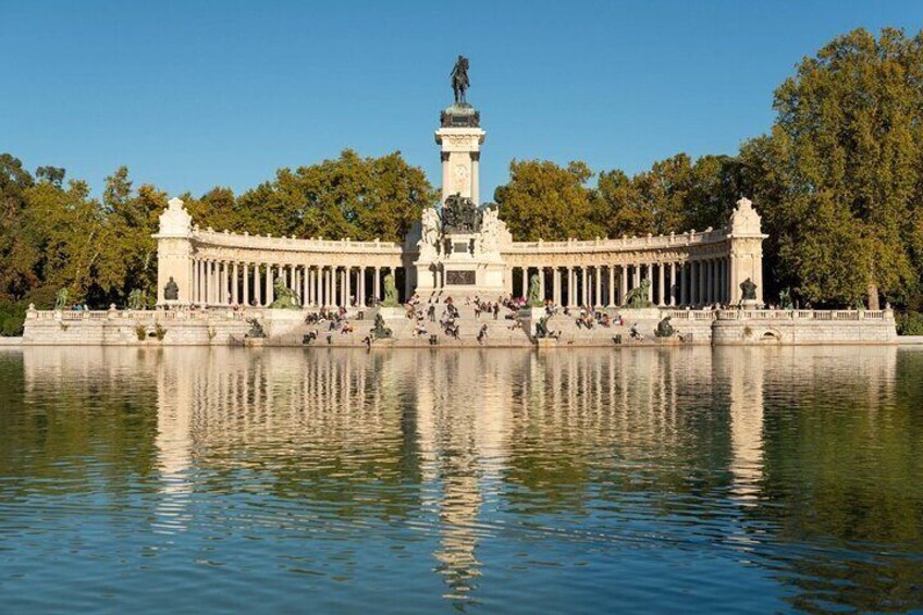 El Retiro Park Audio Tour & Madrid Archaeological Museum E-ticket