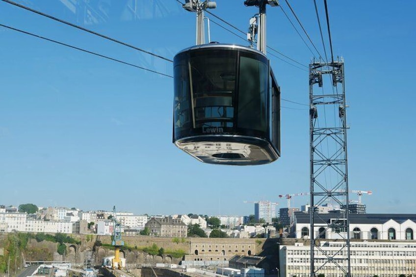 The cable car linking the centre to the Plateau des Capucins