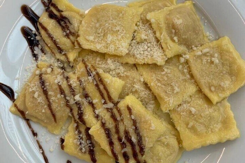Bologna Day Tour Parmigiano, Balsamic and Lambrusco