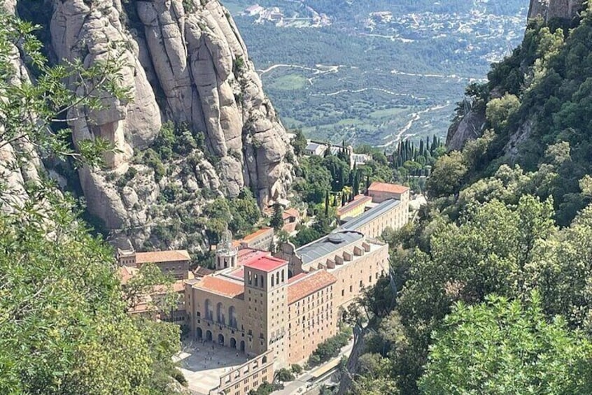 Private Tour from Barcelona to Monserrat