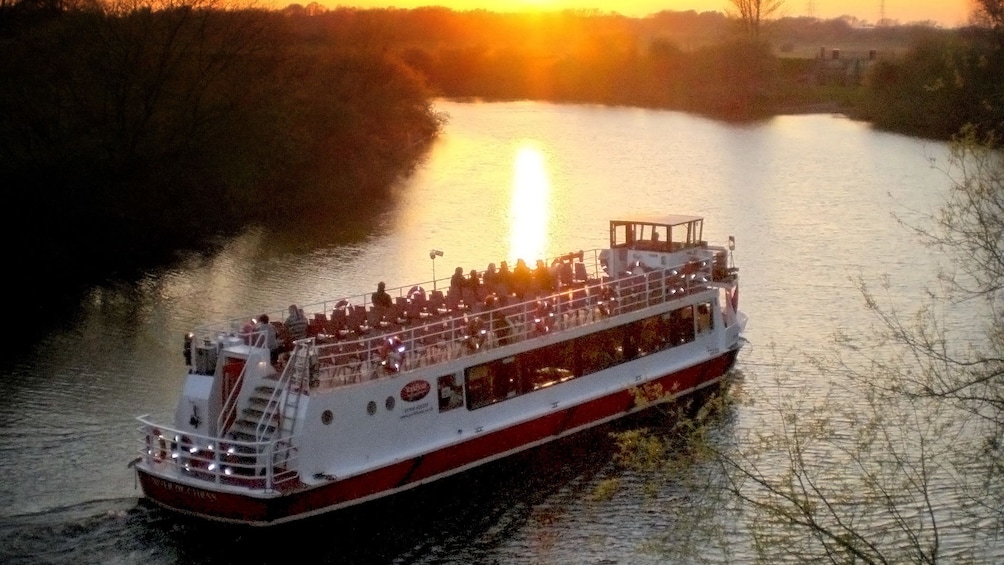 Sunset cruise on the River Ouse in York