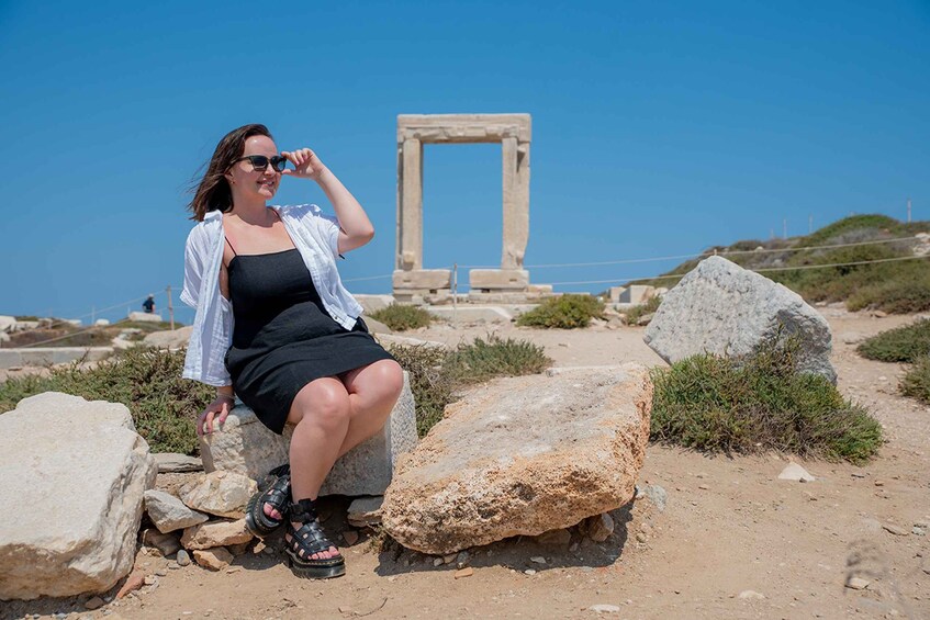 Picture 6 for Activity Naxos: Private Photoshoot in Old Town and Portara