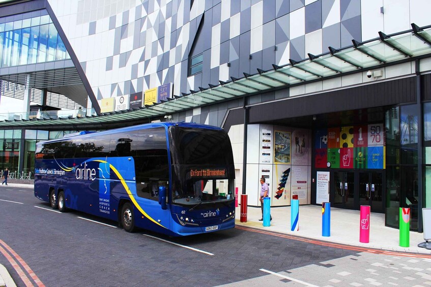 Picture 1 for Activity Oxford: Bus Transfer to/from London Gatwick Airport