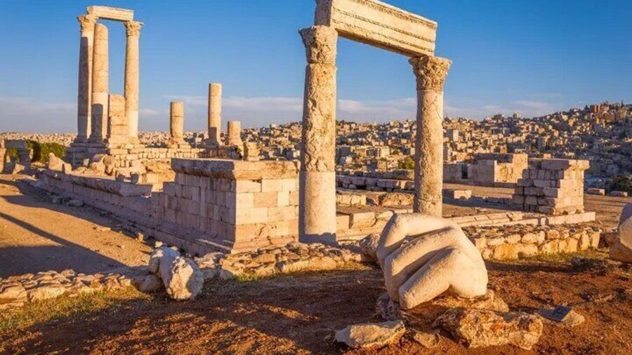 Journey Through Jordan's History Tour : Jerash, Ajloun, Um Qais