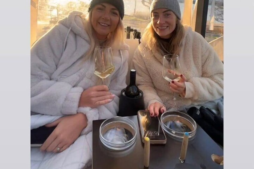 Fondue and wine private Tuk Tuk tour in Geneva