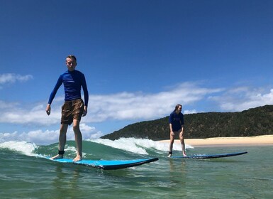 Rainbow Beach: 4x4 Beach Drive Adventure and Surf Lesson