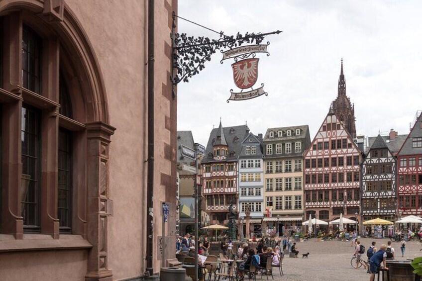 Frankfurt’s Top Attractions Full-Day Private Tour by Car