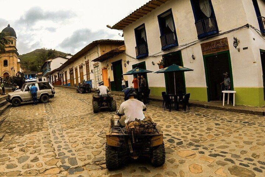 Expedition visiting Concepcion, Antioquia. Hidden colonial village