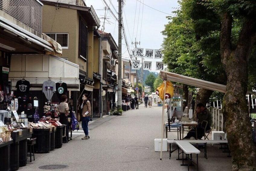 Full-Day Takayama Tour: Explore Scenic Takayama and Shirakawago