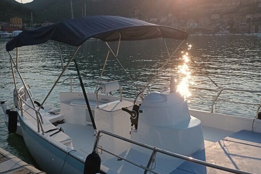 Sunset Boat Tour in Porto Venere