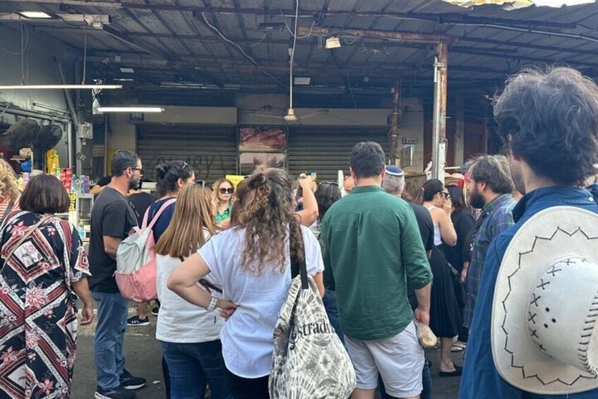 Market Food Tasting Tour at Shuk HaCarmel in Tel Aviv