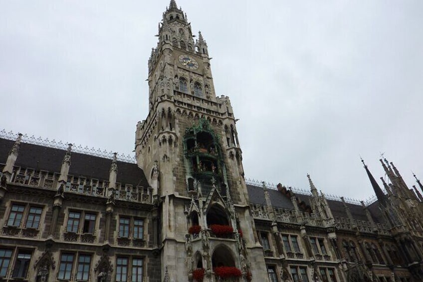 Munich Private Walking Tour including the BMW Museum and BMW Welt