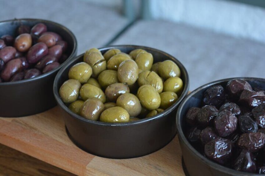 Olive Oil and Olives Tasting Experience & Tour in Olive Mill
