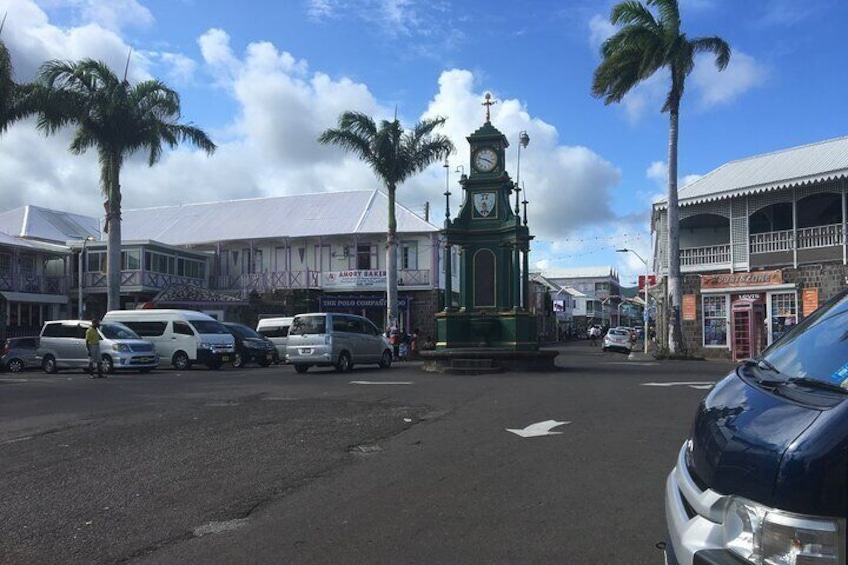 5-Hour Guided Tour in St. Kitts with Beach Experience