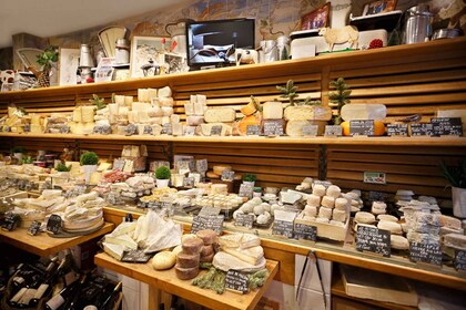 Paris Market Tour: Wine, Cheese and Chocolate!