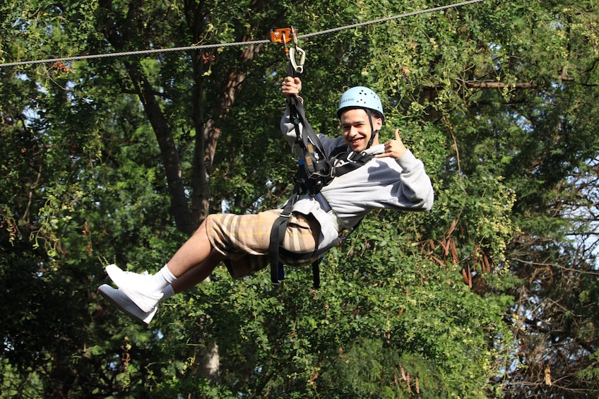 Coral Crater 3 Zipline Tour