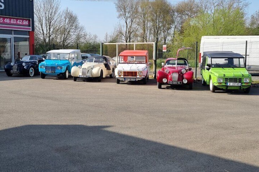 Rental of a Vintage Car to Discover Rochefort