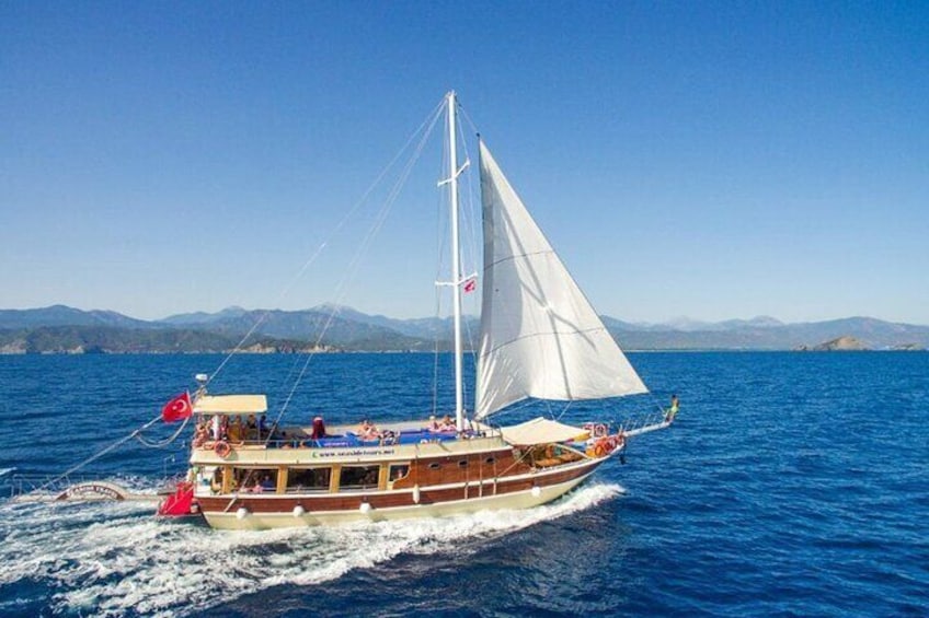 Fethiye 12 Islands Boat Trip With Free Hotel Transfer & Lunch