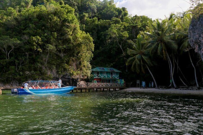 Haitises & Montaña Redonda, Nature's Beauty Tour