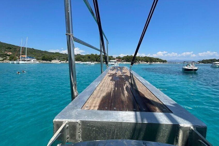 Full Day Boat Tour, Blue Lagoon and Šolta with lunch&drinks