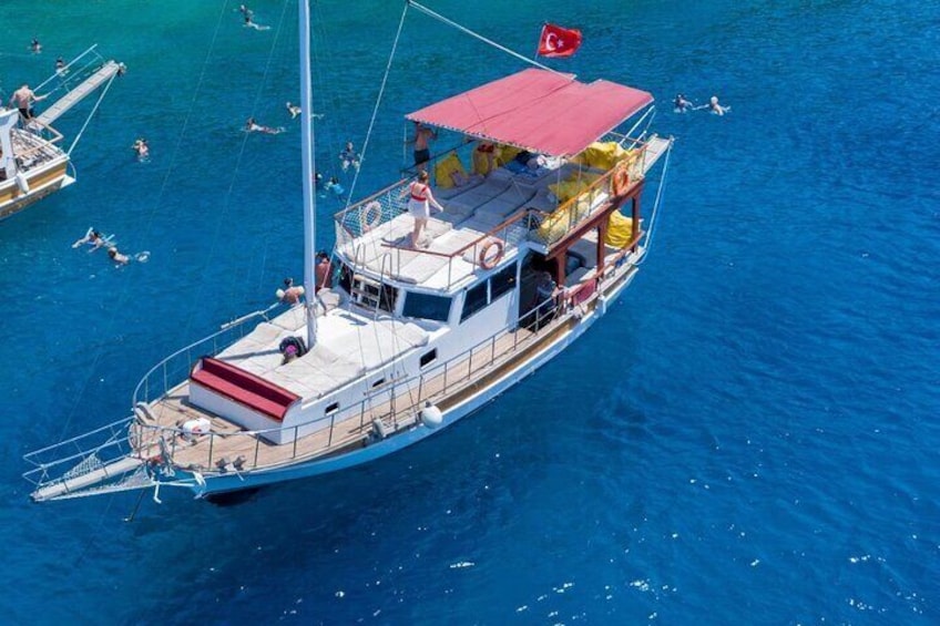 Enjoy the luxury of a private boat tour and visit the beautiful bays of Bodrum