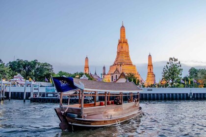 Bangkok: crucero y cena en Above Riva, Riva Arun