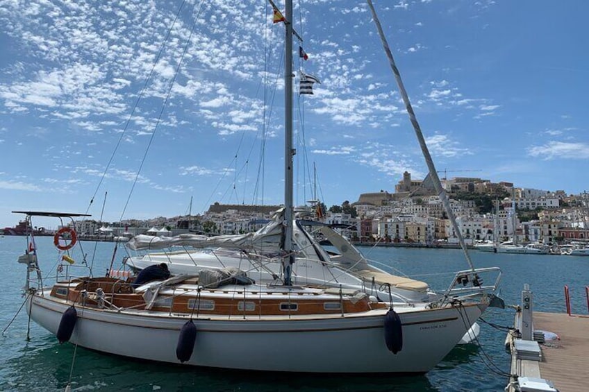 Private Departure in a Classic Sailboat along the Costa del Sol Málaga