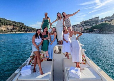 La Spezia : Croisière au coucher du soleil dans le Golfe des Poètes avec bo...