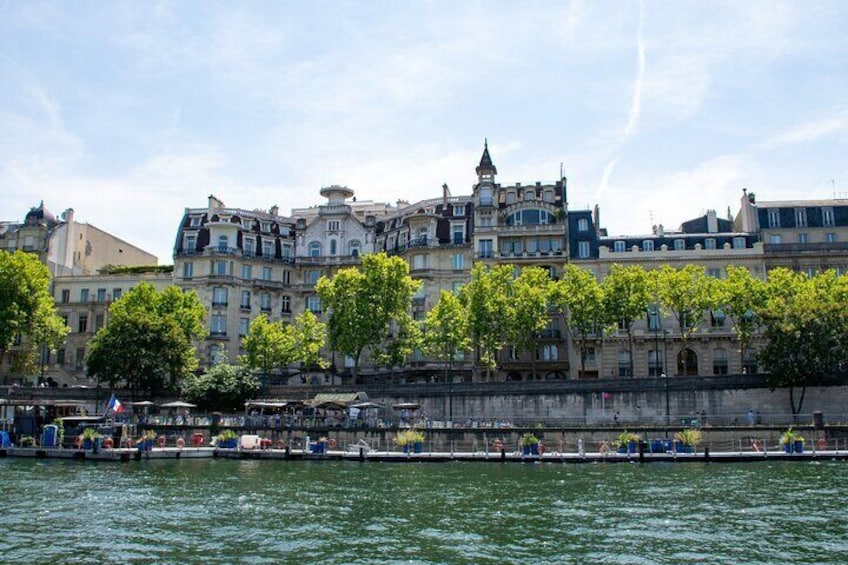 3 hours Bike Tour in Paris: Discover the City Highlights