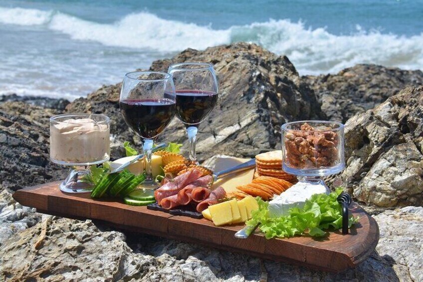 BBQ, Local Wines, and Italian Cheese Experience at the Beach