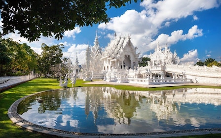 Från Chiang Mai: Chiang Rai 2 tempel och gyllene triangeln