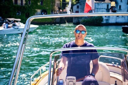 2H privat cruise på en vakker hurtigbåt i tre på Comosjøen