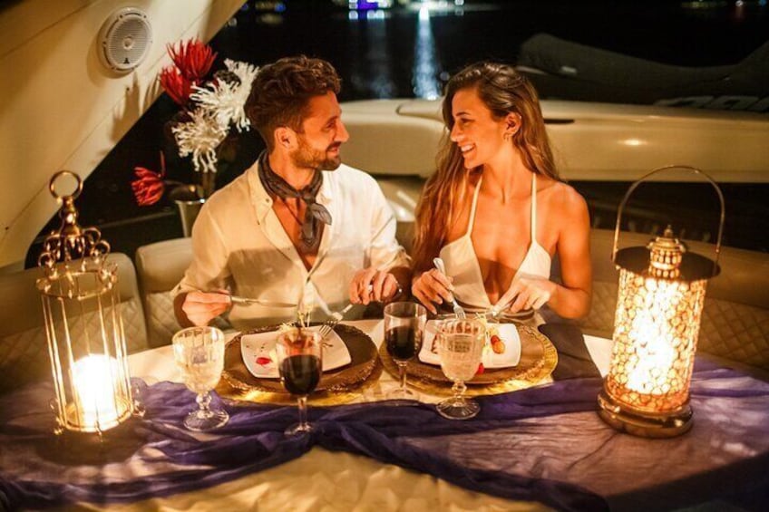 Romantic Dinner Azimut 58´ Cancun