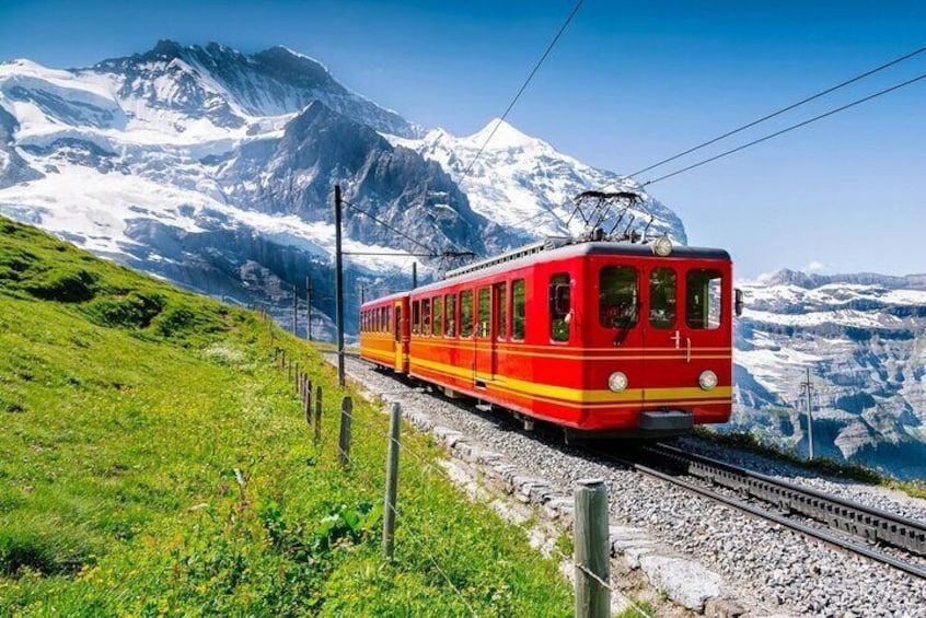 Private Tour of Mount Pilatus in Summer from Zurich