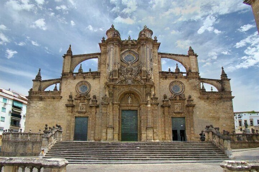 Private tour of Cadiz and Jerez de la Frontera from Seville