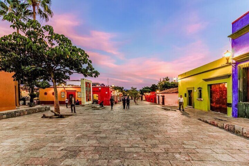 Tour enjoying Sunset in Oaxaca by bike