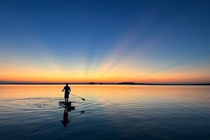 Sunrise on Paddleboard with breakfast in the lagoon of 7 colours