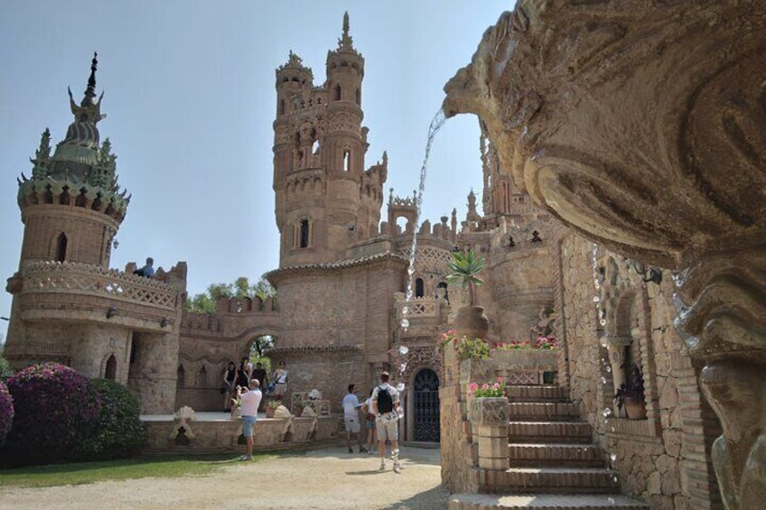 Guided tour of Castillo Colomares