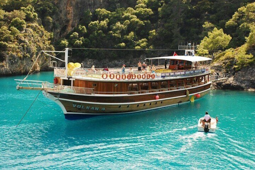12 Islands Boat Tour from Fethiye with Grilled Lunch