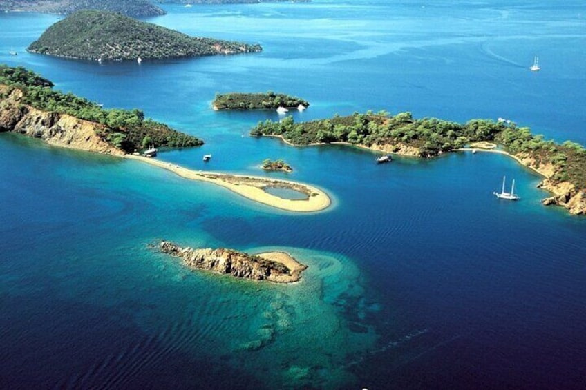 12 Islands Boat Tour from Fethiye with Grilled Lunch