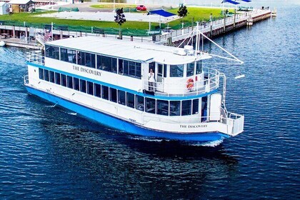 Guided Sightseeing Cruise on West Grand Traverse Bay