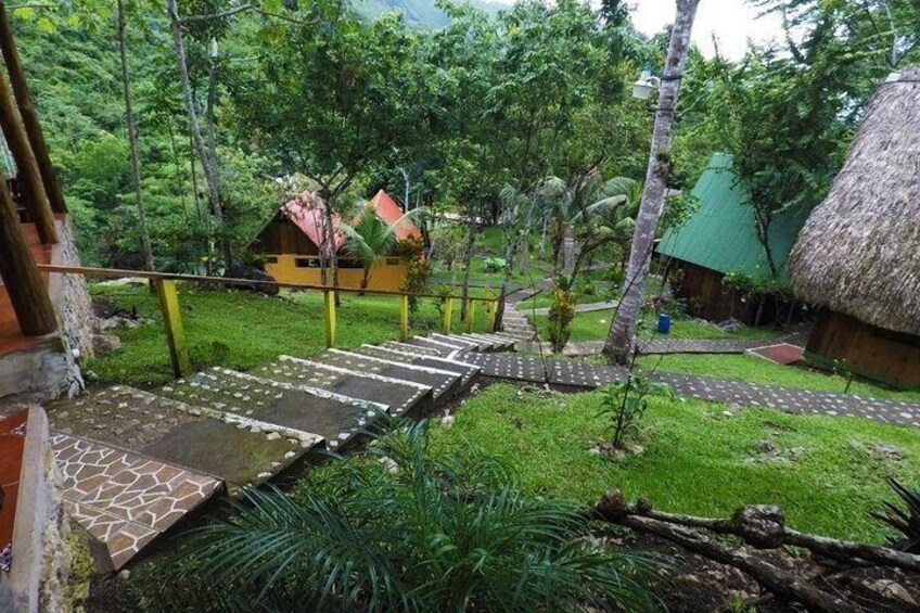 Portal De Semuc. ecolodge just beside Semuc Champey.