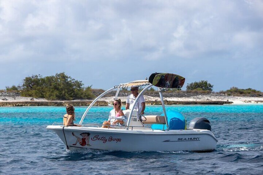 Boat rental on Bonaire